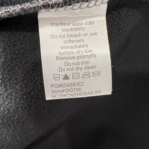 DEVON AND JONES logo CAT sweatshirt, grey, size 2X - Picture 9 of 9